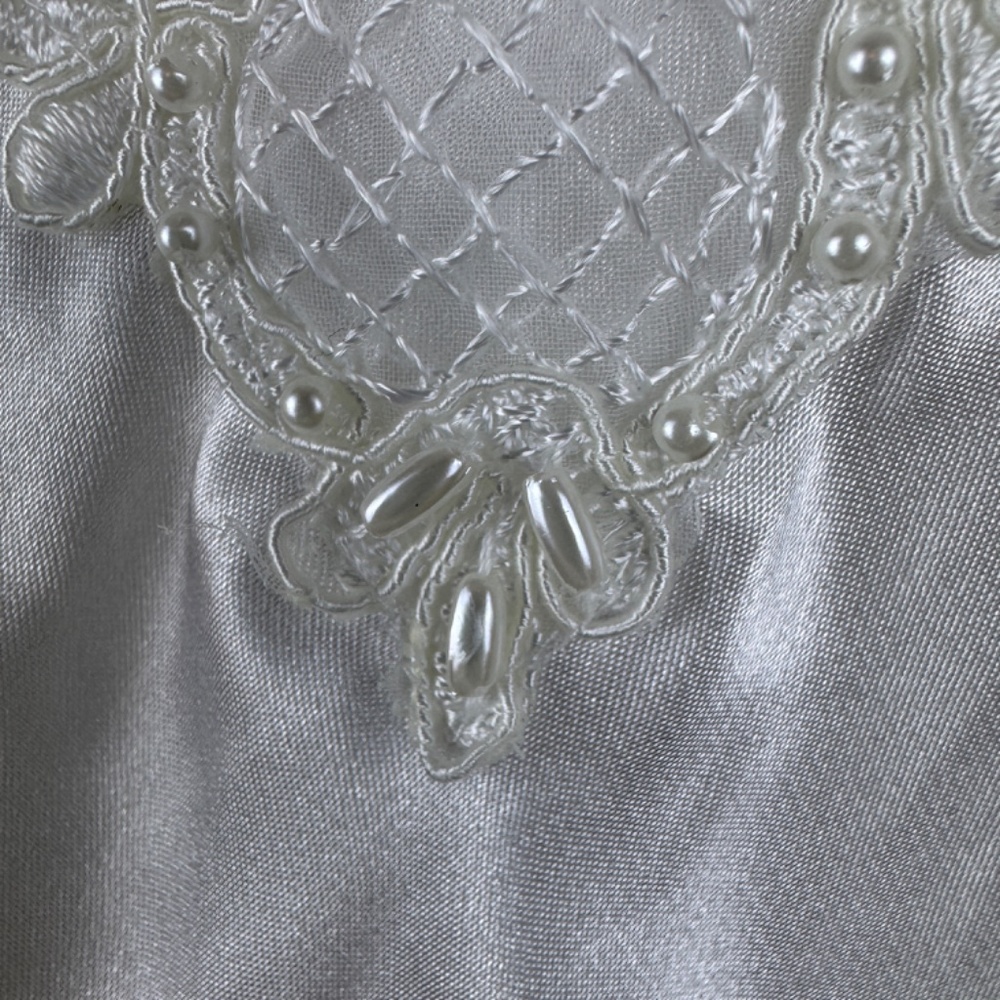 LINEA DONATELLA Chemise White Beaded Nightgown Wedding Romantic / Size Medium - Picture 6 of 12